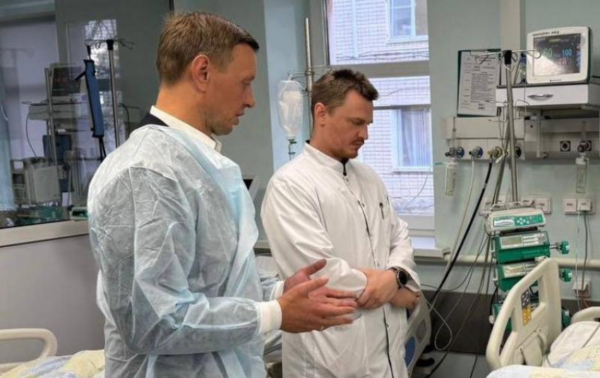 Глава Новороссийска навестил в больнице раненых в результате атаки киевского режима на город