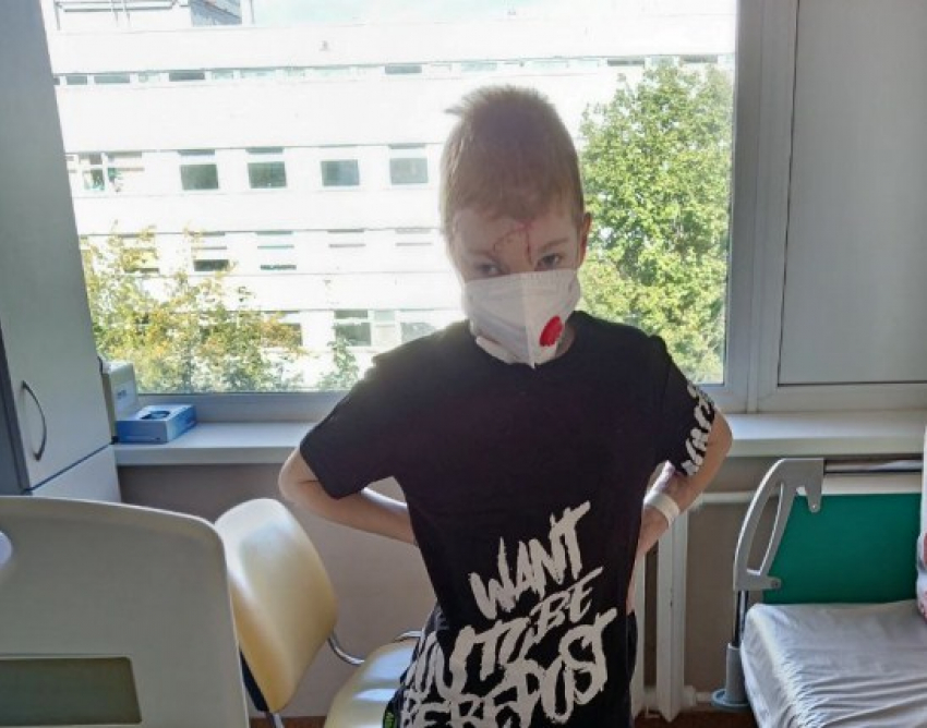 «К выписке готов!»: пострадавшего от нападения хаски мальчика выписывают из больницы