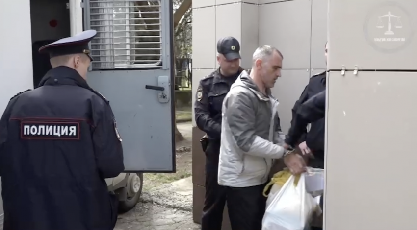 Мужчину, заказавшего убийство соседки, отправили под стражу на Кубани