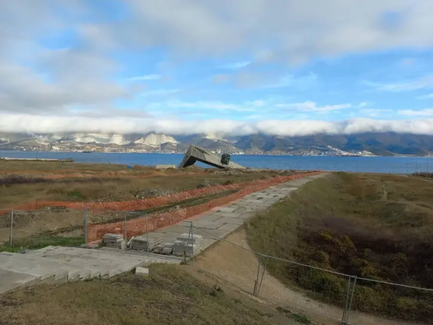 Раскопали, чтобы закопать - что будут делать с остатками турецкой крепости на «Малой Земле» в Новороссийске