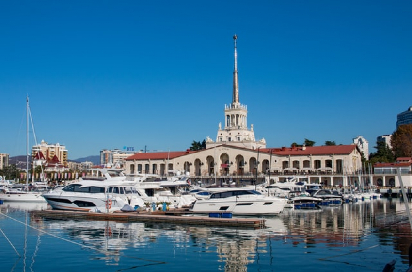 Куда сходить в Сочи и Адлере, какие достопримечательности посетить