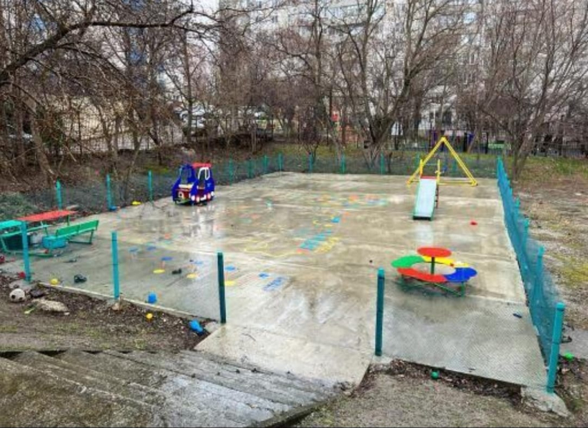 Одна площадка, разные отчёты: что родители из Новороссийска хотят от губернатора