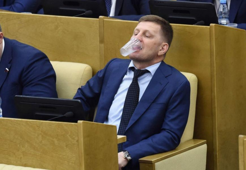 Новороссийский депутат рассказал, нужно ли «слугам народа» проходить тест на наркотики
