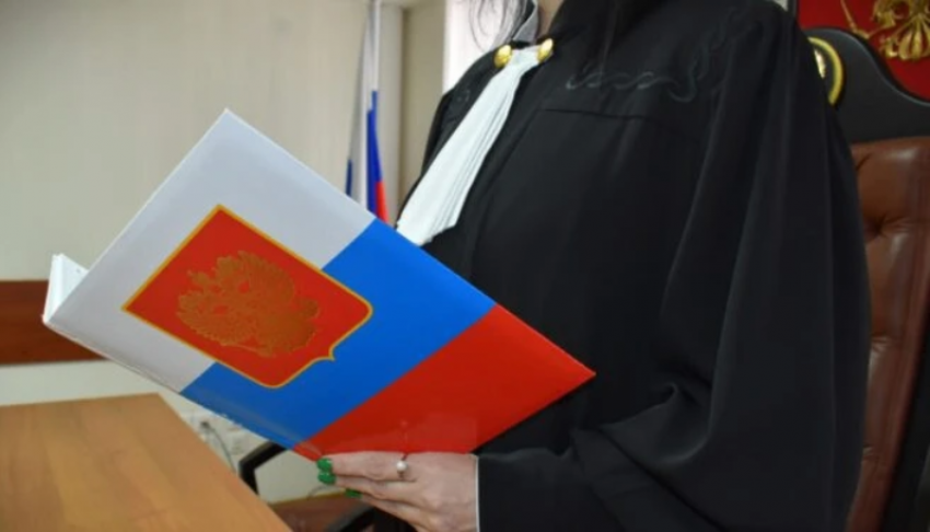 Жительница Новороссийска изменяла Родине за деньги