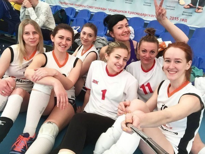 Девушки из Новороссийска - самые улыбчивые волейболистки краевой спартакиады