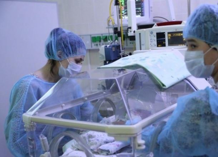 Младенец заразился коронавирусом: новые случаи в Новороссийске