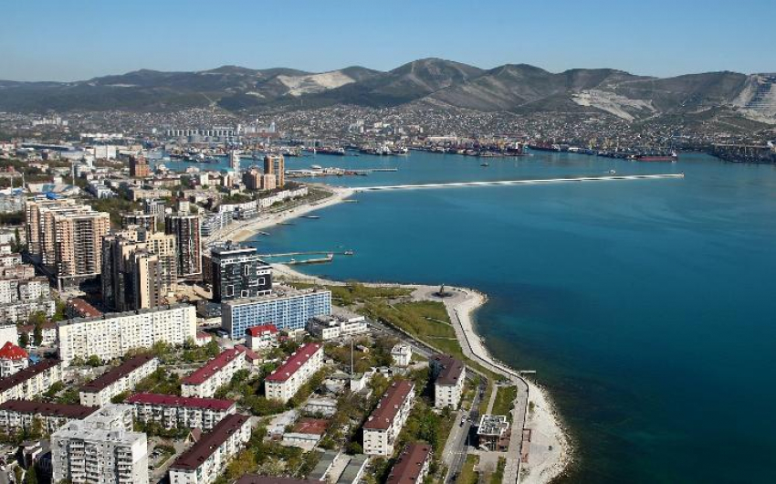 Власти Краснодарского края обратились к отелям с просьбой не завышать цены на фоне прекращения авиасообщения
