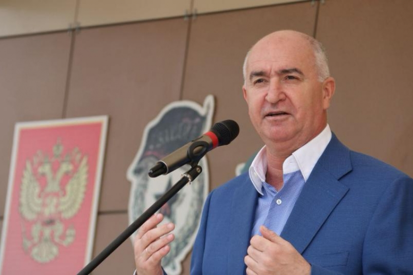 Мэр Новороссийска призывает горожан «двигаться сообща"