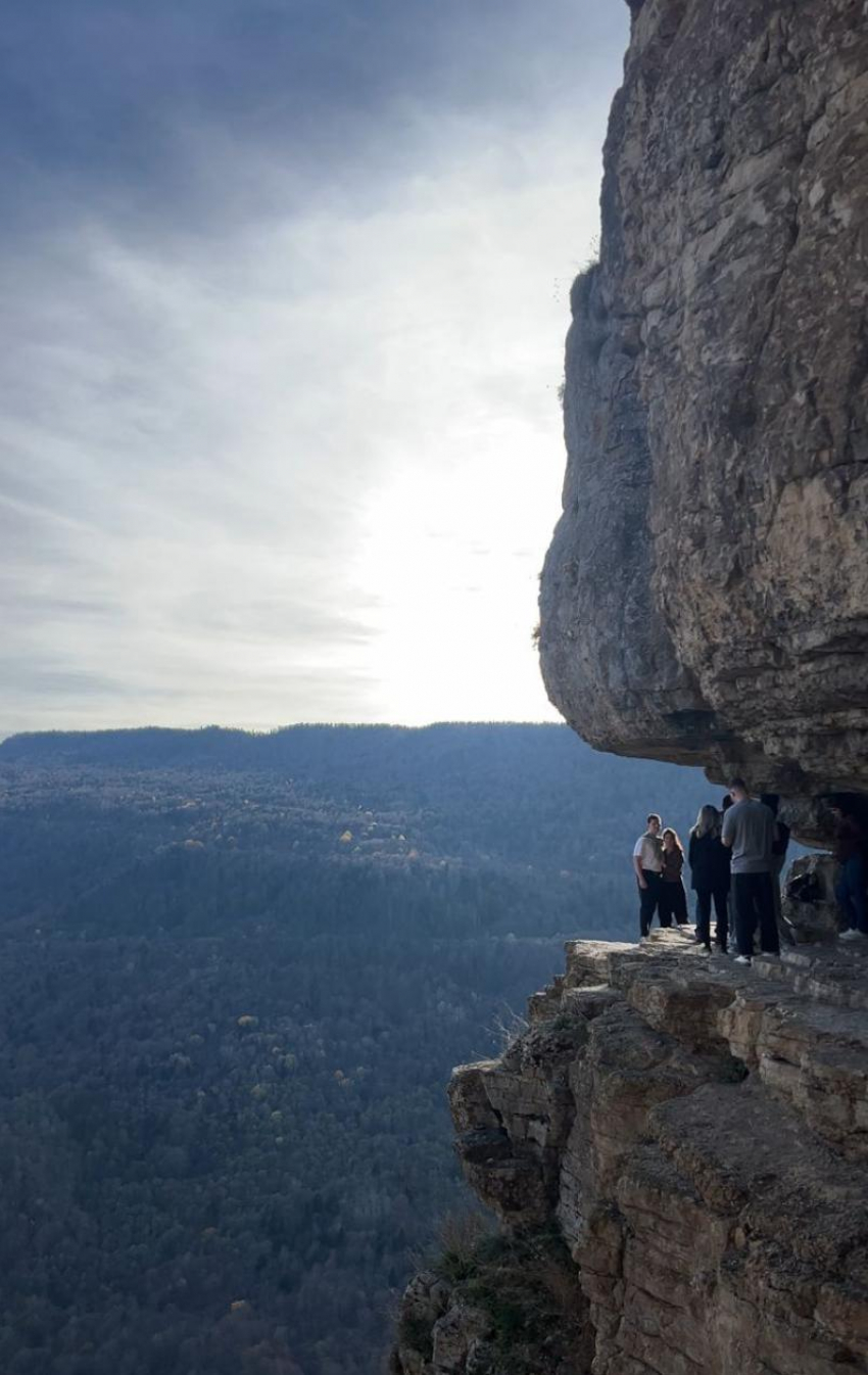 Пока новороссийские туристы отдыхали, воры поработали