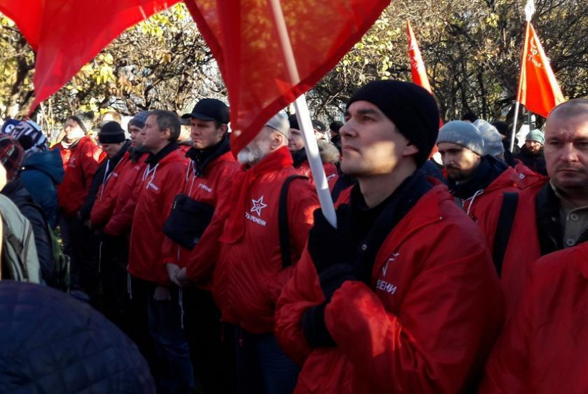 Борьба продолжается. Новороссиец выступил против пенсионной реформы в Москве