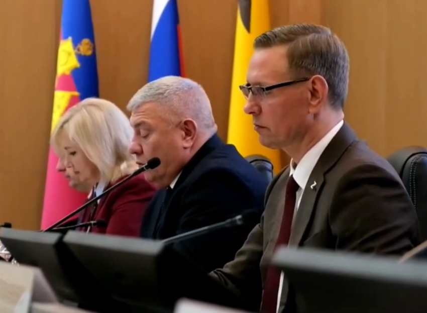 Глава Новороссийска устроил «разнос» подчиненным из-за затянутых сроков