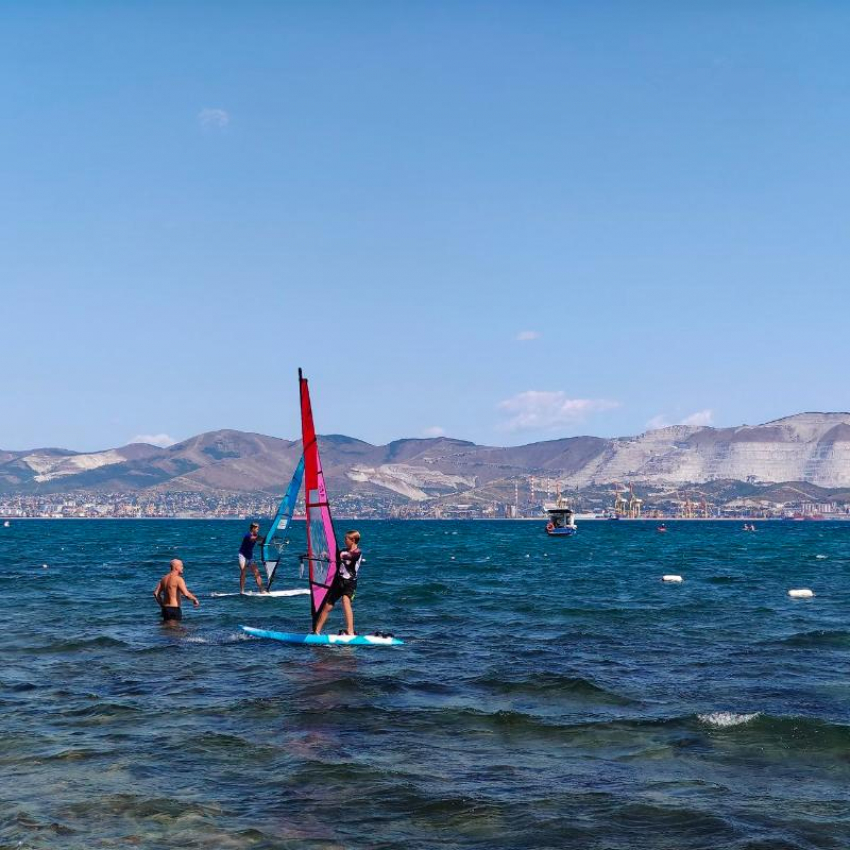 Ни днем ни ночью нет Новороссийску покоя! Стрелять будут до 23 часов