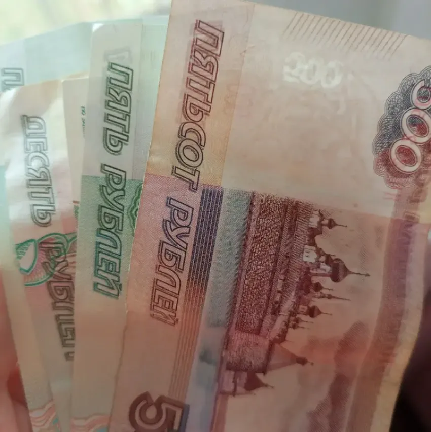 Наличка стала в приоритете у новороссийцев