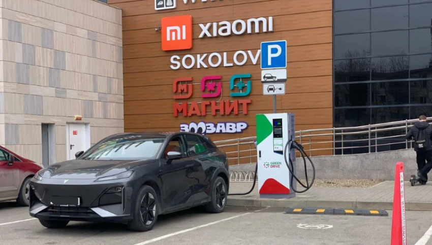Из-за дефицита топлива чиновники пересаживаются на электромобили