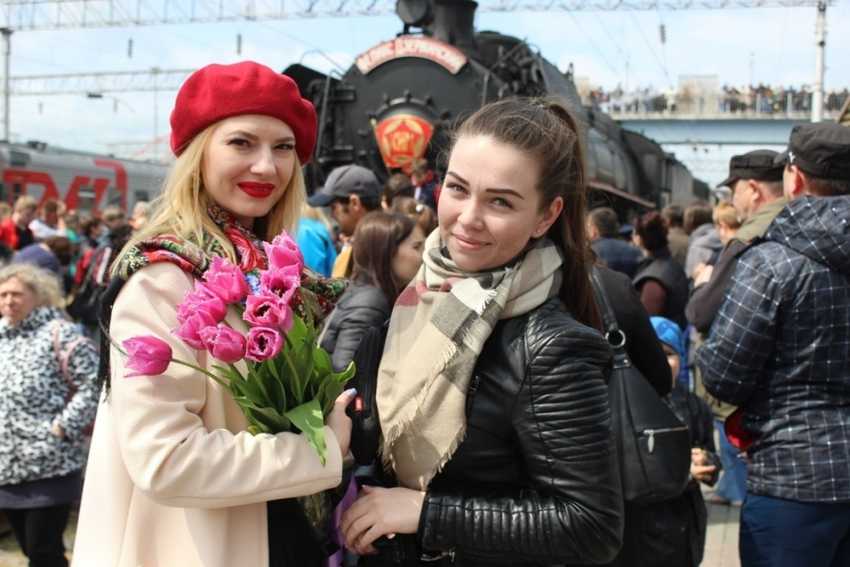 Новороссийцы встретили поезд «Победы"