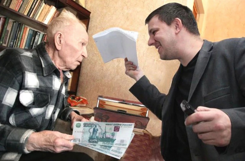 "Мы внушали пенсионерам, что поможем, и оформляли кредит на наши услуги» - в Новороссийске орудуют юристы-мошенники