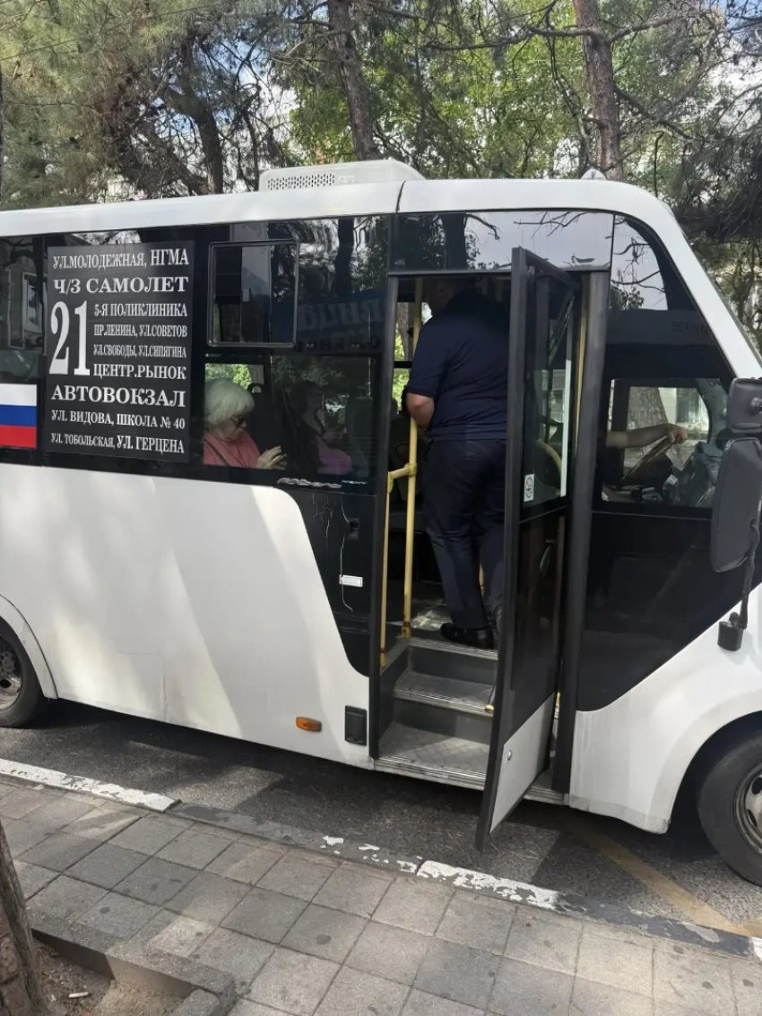 Управление транспорта Новороссийска проверило автобусы