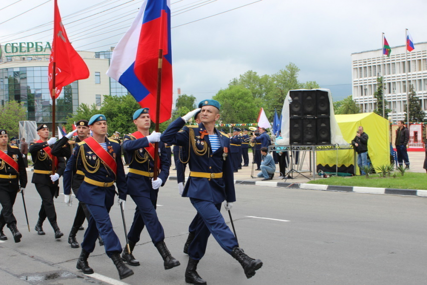 В Новороссийске прошёл Парад Победы