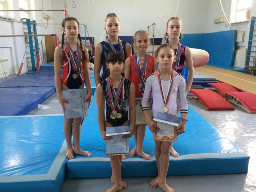 Новороссийские гимнастки собрали богатый урожай медалей