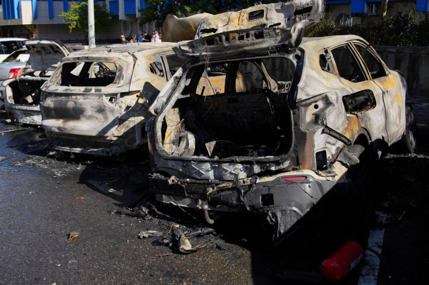 Последствия атаки беспилотников в Новороссийске: детей среди погибших НЕТ, а родители школьников не знают, что делать