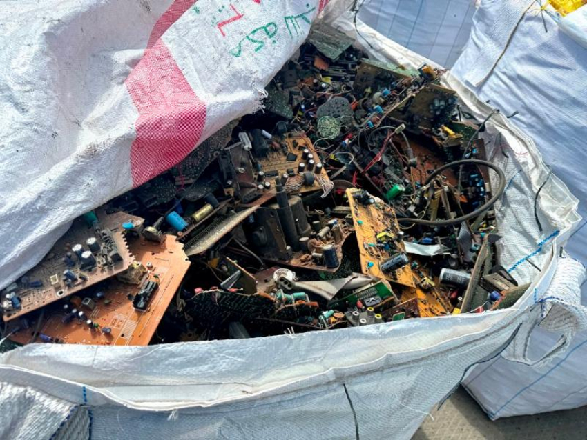 Ввоз незадекларированных драгметаллов на полтора миллиона предотвратили Новороссийские таможенники 