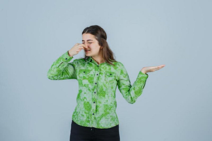 Страшная вонь: жители Новороссийска вновь пожаловались на ужасный запах