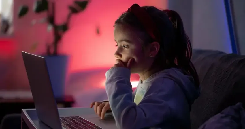 Дети до 14 лет останутся без соцсетей: в Госдуме выдвинут новый закон