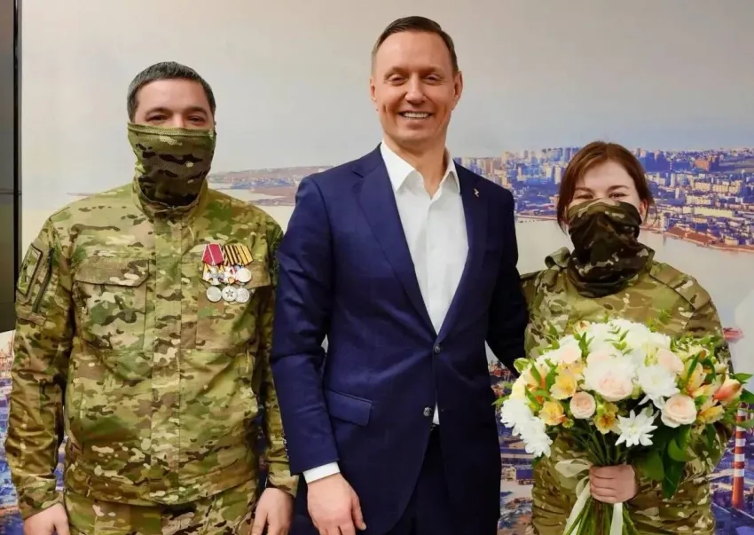 Первая женщина-оператор ударных БПЛА встретилась с мэром Новороссийска