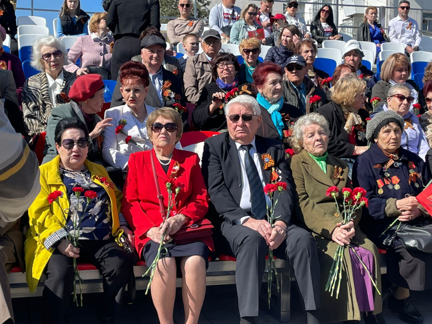 В Новороссийске начался торжественный Парад Победы 