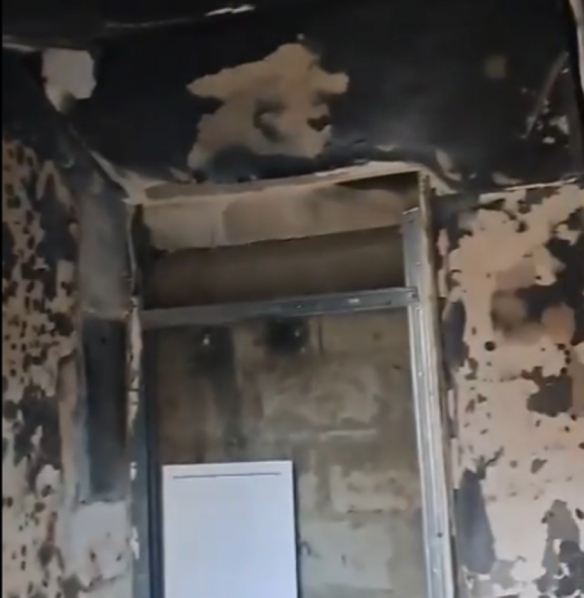 Чуть не сжег соседей в Новороссийске: поджигателя покрышек разыскивает полиция