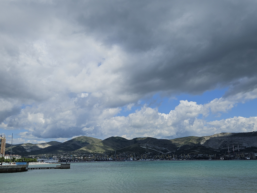 Неделя дождей ожидается в Новороссийске: апрель на Черноморском побережье не согреет 