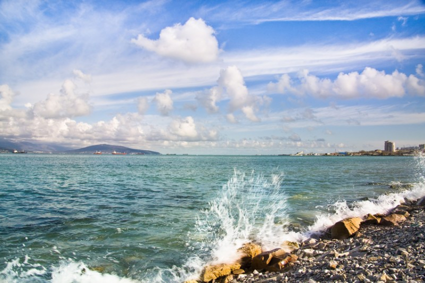 Новороссийцев ждëт жаркий и солнечный вторник