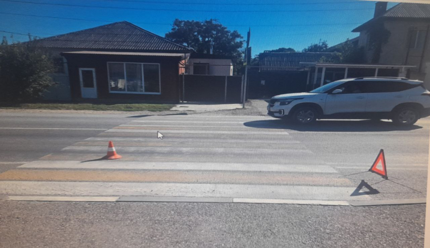 Пенсионер на иномарке сбил 10-летнюю девочку в Новороссийске