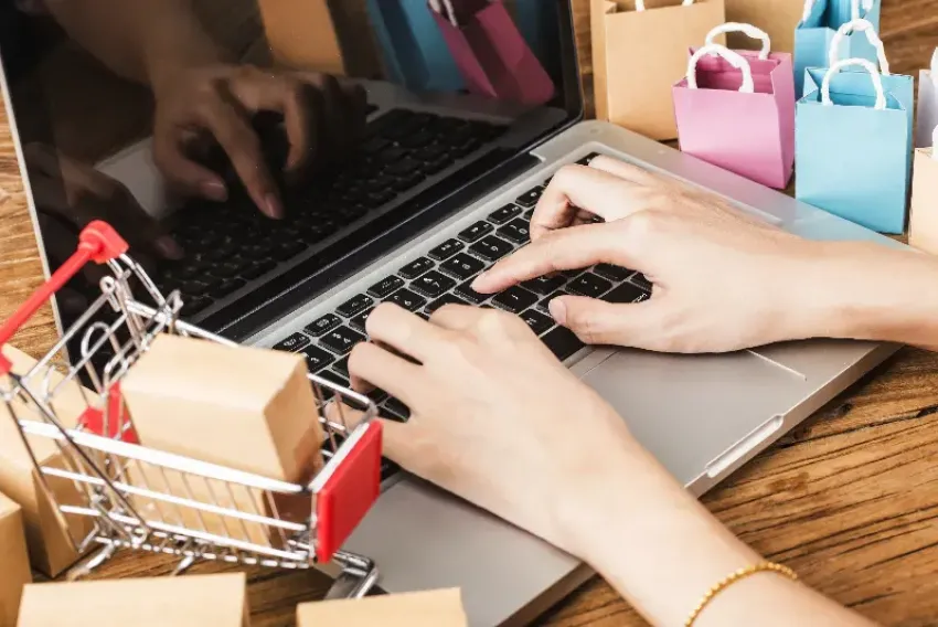 Маркетплейсы обманывали россиян: Роспотребнадзор фиксирует рост жалоб от покупателей