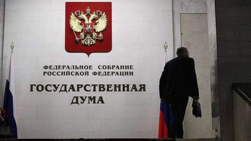 Проконтролировать восстание машин: власти захотели ограничить развитие ИИ