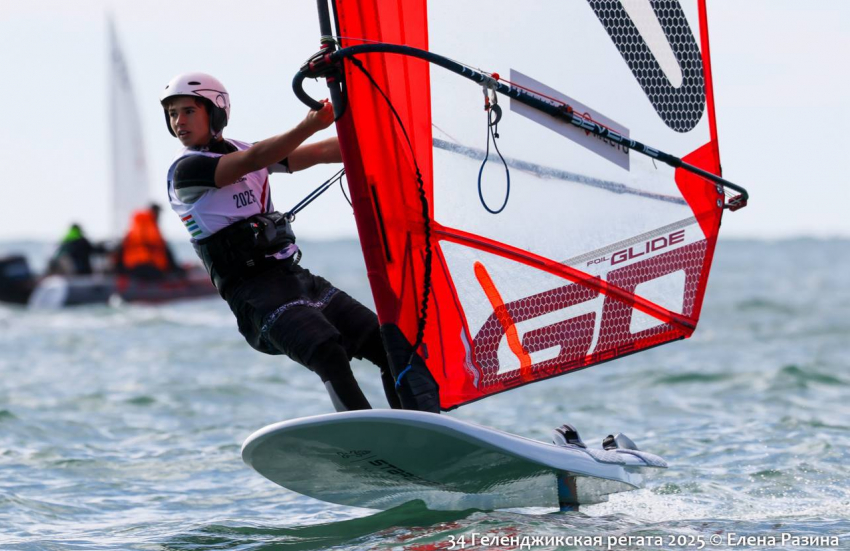 Геленджик принимает одну из самых массовых детско-юношеских регат мира