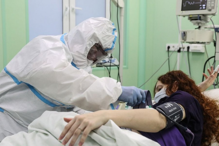 На заметку жительницам Новороссийска: Минздрав обязал женщин рожать в масках