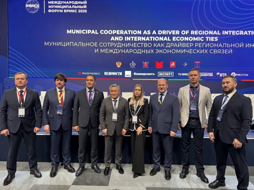 Глава Новороссийска Кравченко съездил на форум БРИКС