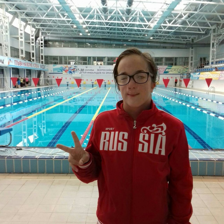Пловчиха Евгения Ковалева привезла три «золота» в Новороссийск