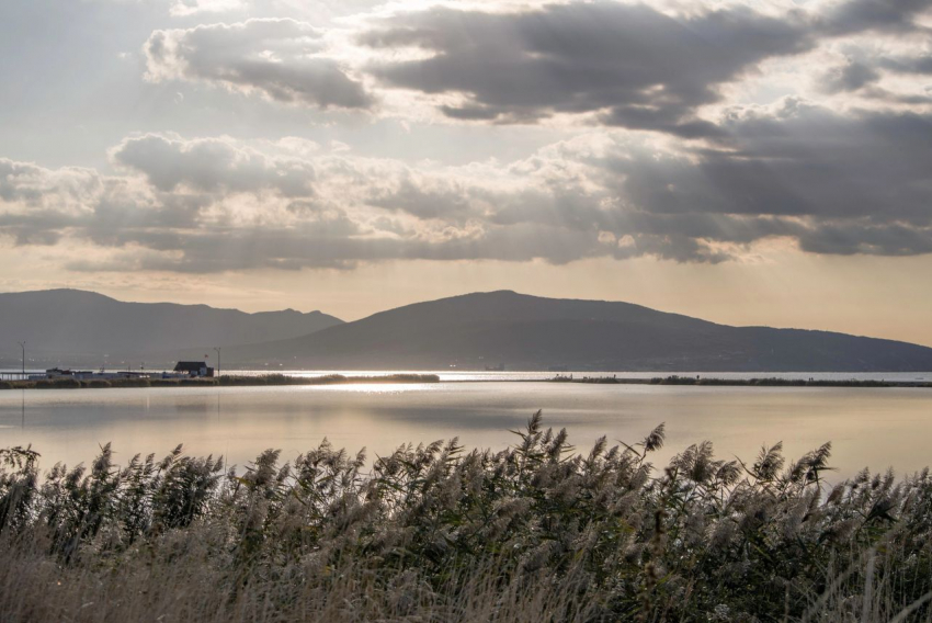 Погода не отмечает пятницу 13-го и дарит солнышко новороссийцам