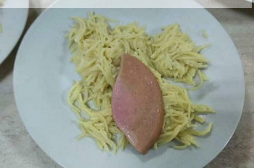 Горячую еду подают холодной в столовой новой школы Новороссийска