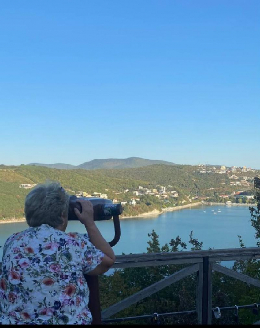 Поделились хорошей новостью: после многих лет разлуки встретились с мамой в Новороссийске