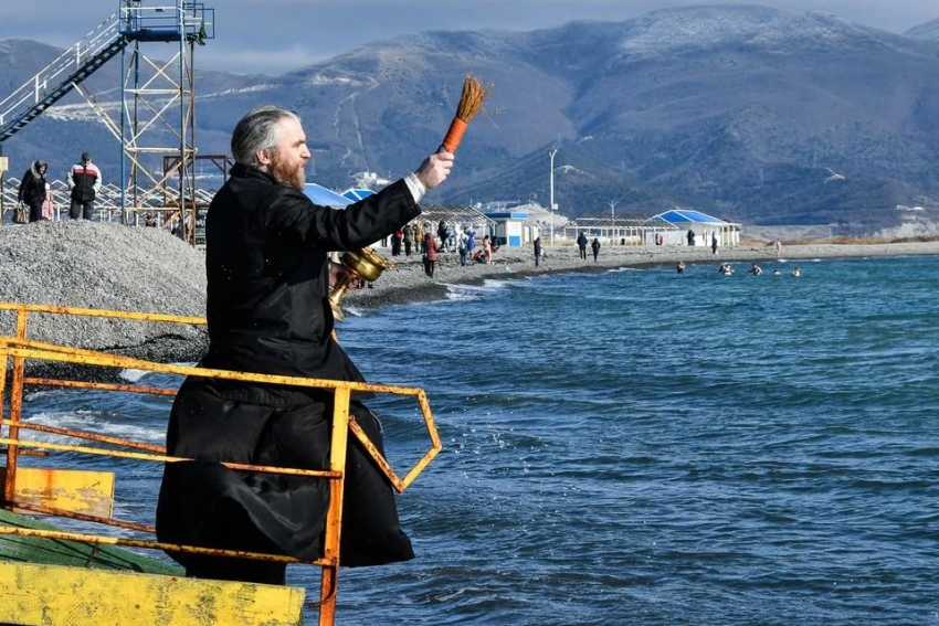 Стали известны места для крещенских купаний в Новороссийске 