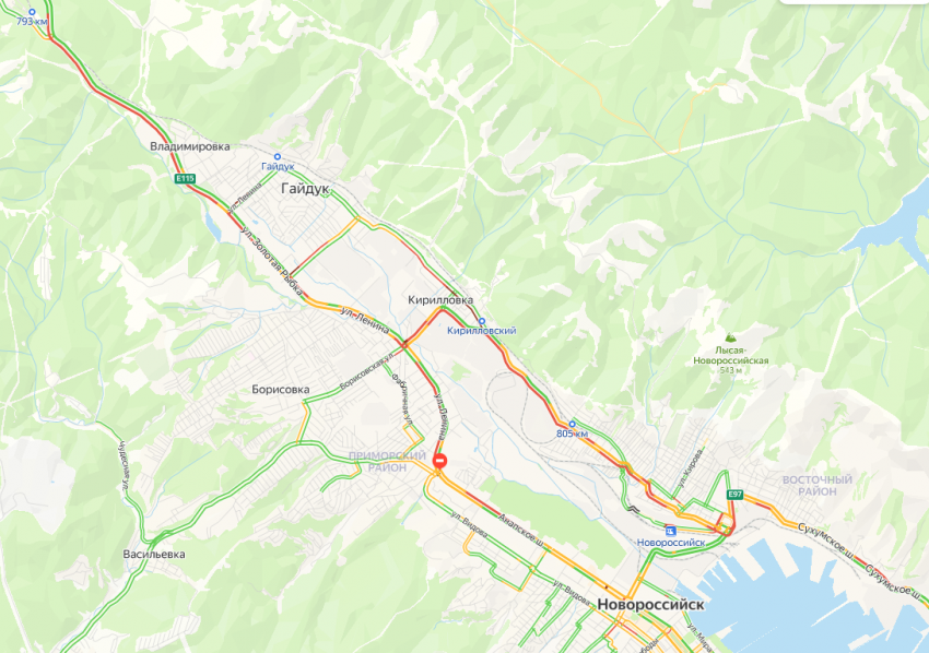Из Новороссийска не уехать: адские пробки блокируют движение 