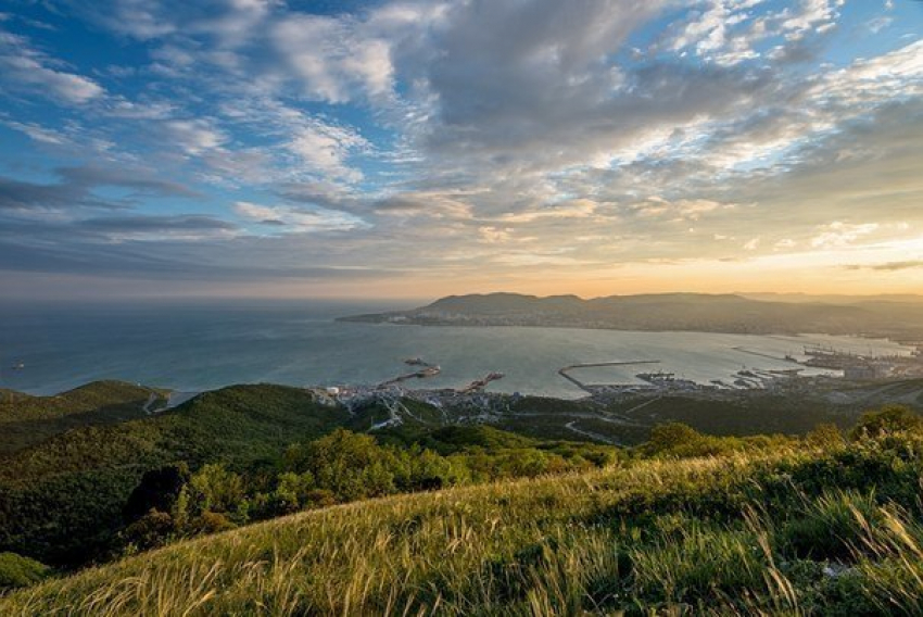 Воскресная погода в Новороссийске располагает к прогулке 