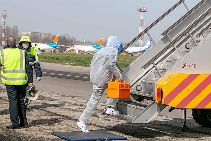 Закон в действии: 15 пассажиров из Москвы и Санкт-Петербурга изолировали в обсерваторах