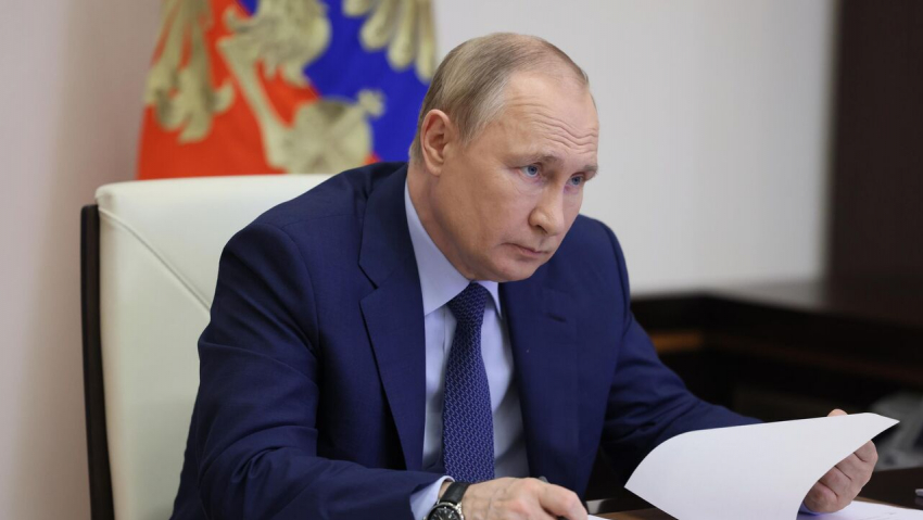 Владимир Путин осудил «бутылочные горлышки» на дорогах юга России: пора менять подходы