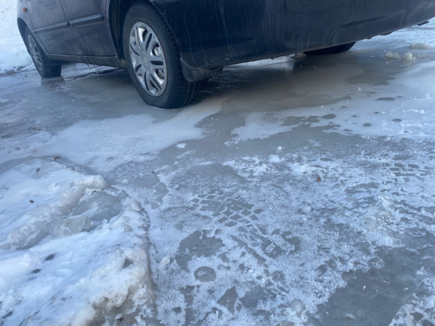 Осторожно! Сильный гололед обещают в Новороссийске сегодня и завтра