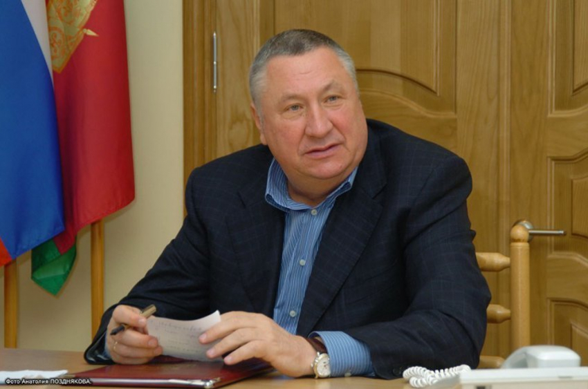 Бывший мэр Новороссийска решил обезопасить автобусы по всей стране