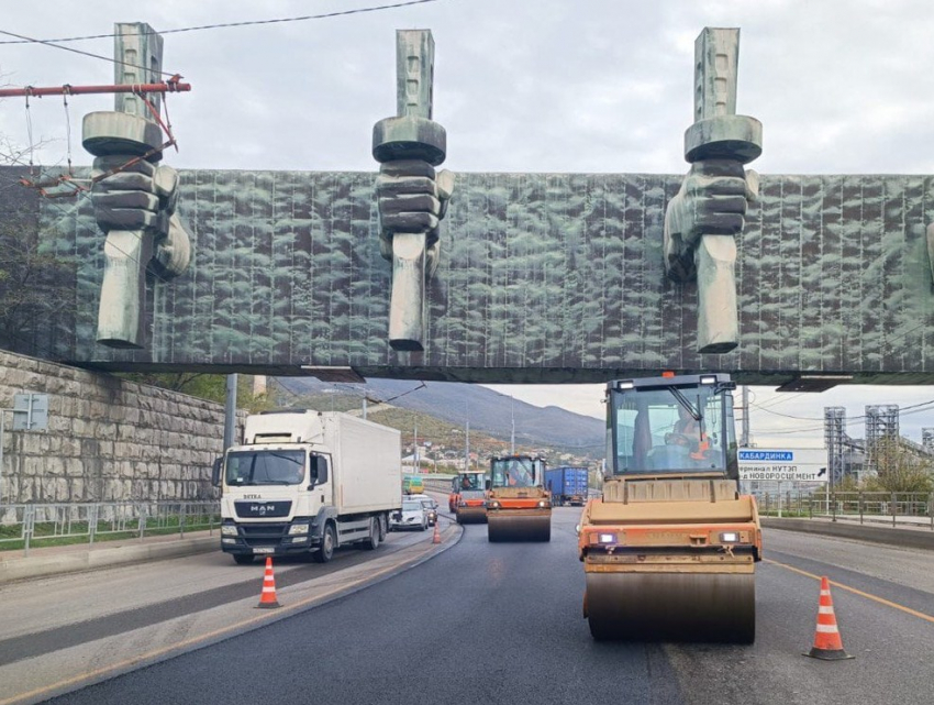 На трассе М-4 «Дон» в Новороссийске ремонт: троллейбусные линии обесточат